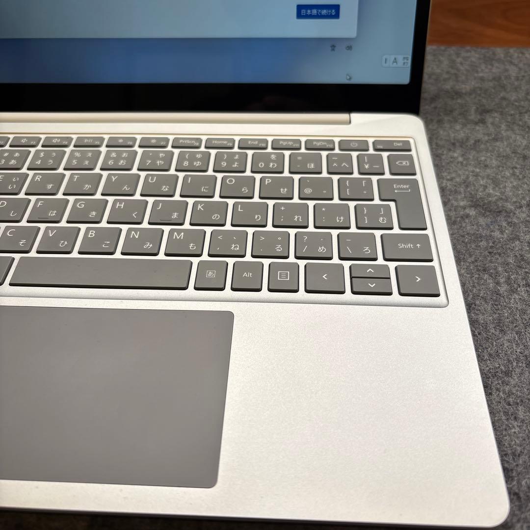 Windowsノート本体 Surface Laptop Go2 i5-1135G7 8GB 256GB