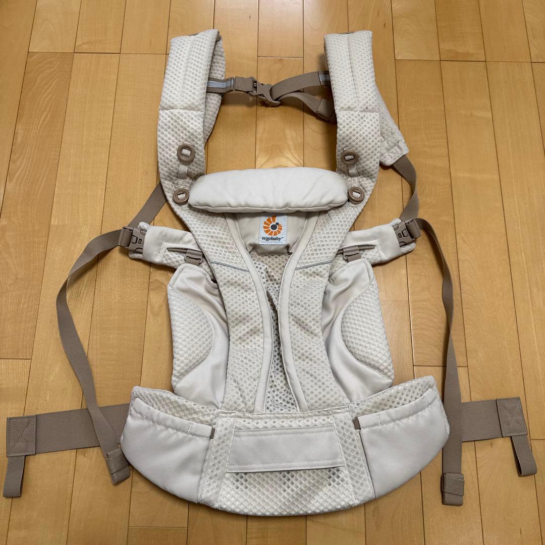 エルゴベビー　ナチュラルベージュ　抱っこ紐