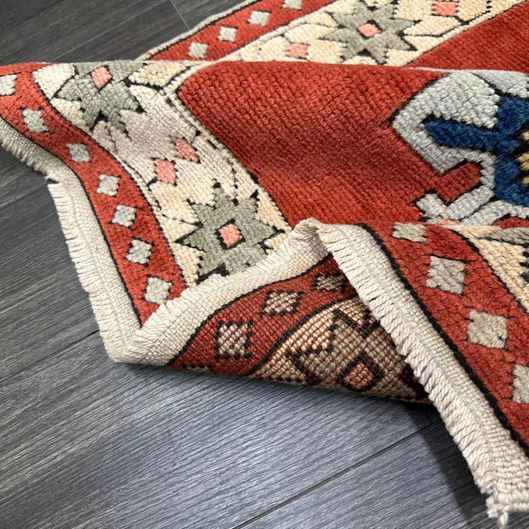 82x103cmモロッコ絨毯ヴィンテージ ラグ