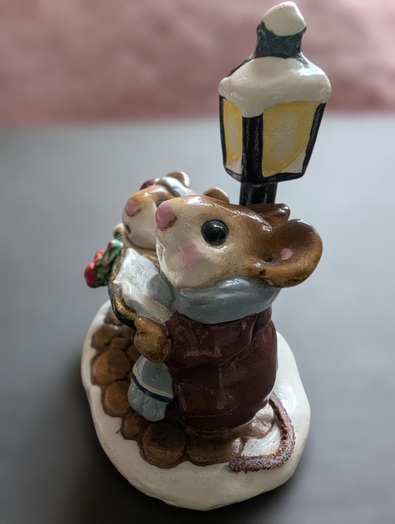 Wee Forest Folk「Lamplight Carolers」﻿