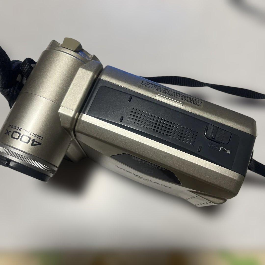 SHARP VideoHi8 ビデオカメラ　VL-EH500 ①
