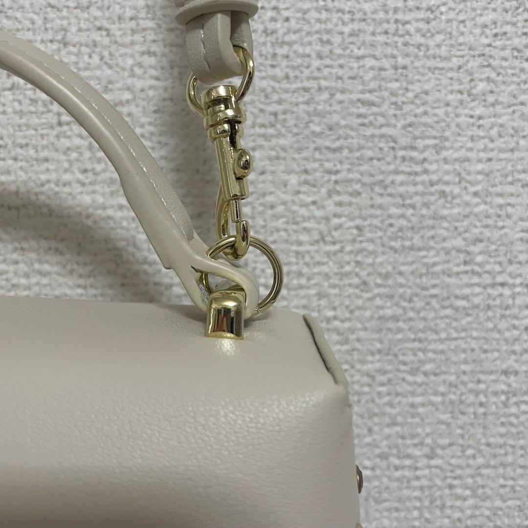 【リュタン】ビジュースタッズポシェット アイボリー