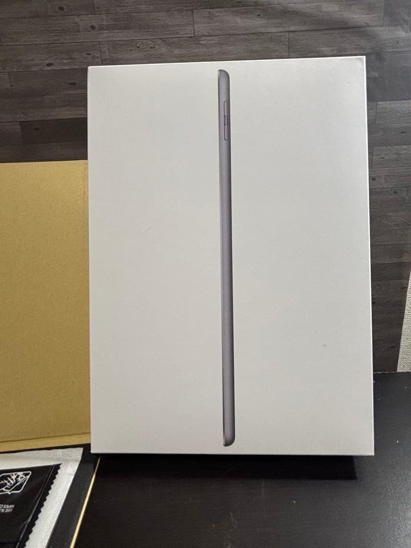 iPad 第6世代　Wi-Fiモデル　32gb スペースグレイ