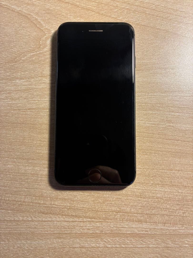 S*）様 iPhone8