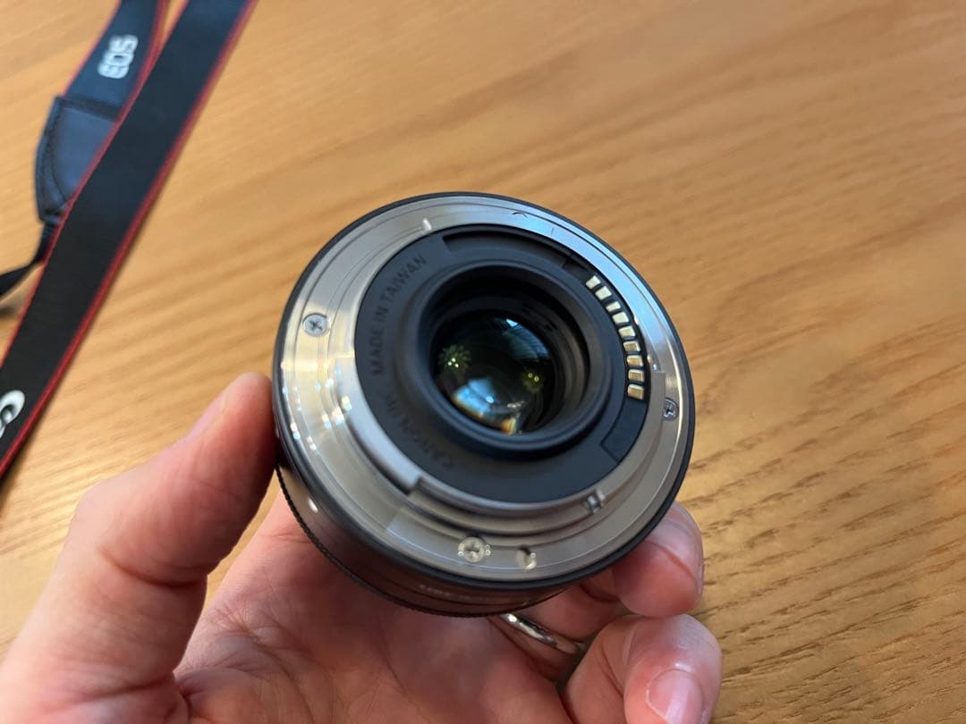 【美品】EOS M2 ダブルズームキット　EF-Mレンズ付　付属品全てあり