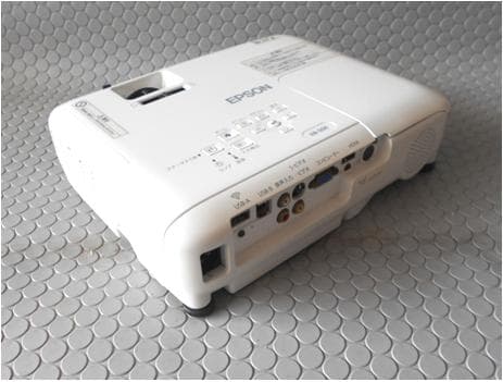 ＥＰＳＯＮ　プロジェクター　本体　ＥＢ－Ｓ０４