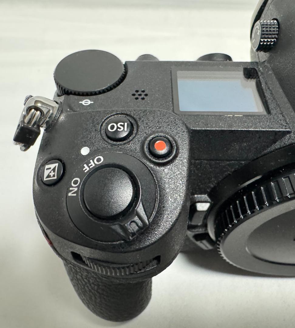 【値下げ】Nikon Z6ii ミラーレスカメラ 一眼 ボディ 中古 美品