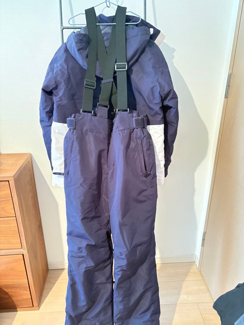 【新品未使用M】スキー スノー スノボ ウェア 上下セット　FABLICE