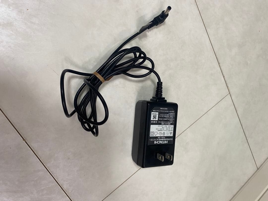 日立 コードレス掃除機2021年製　PV-BL 1H