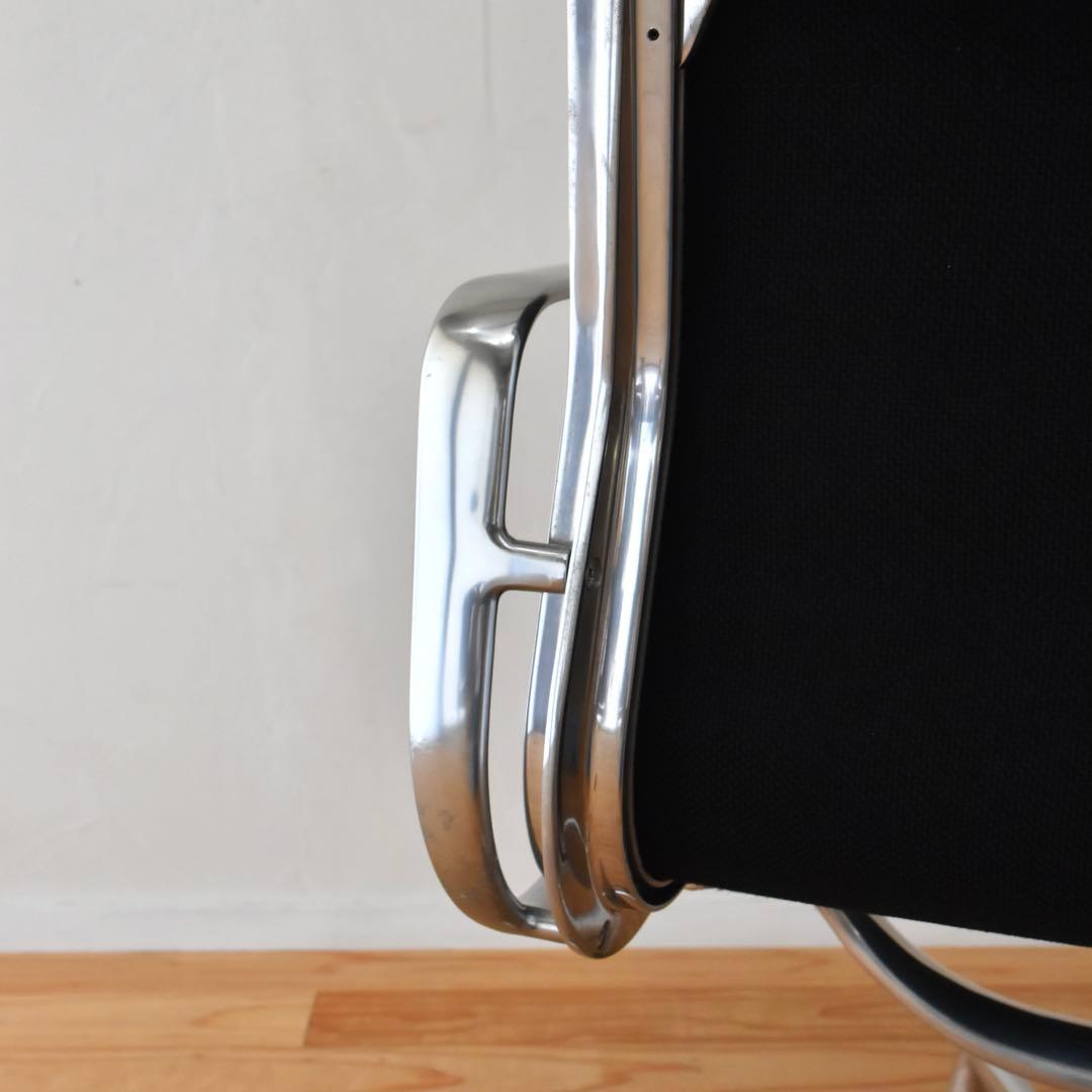 Herman Miller イームズ　ソフトパッド　アルミナムチェア