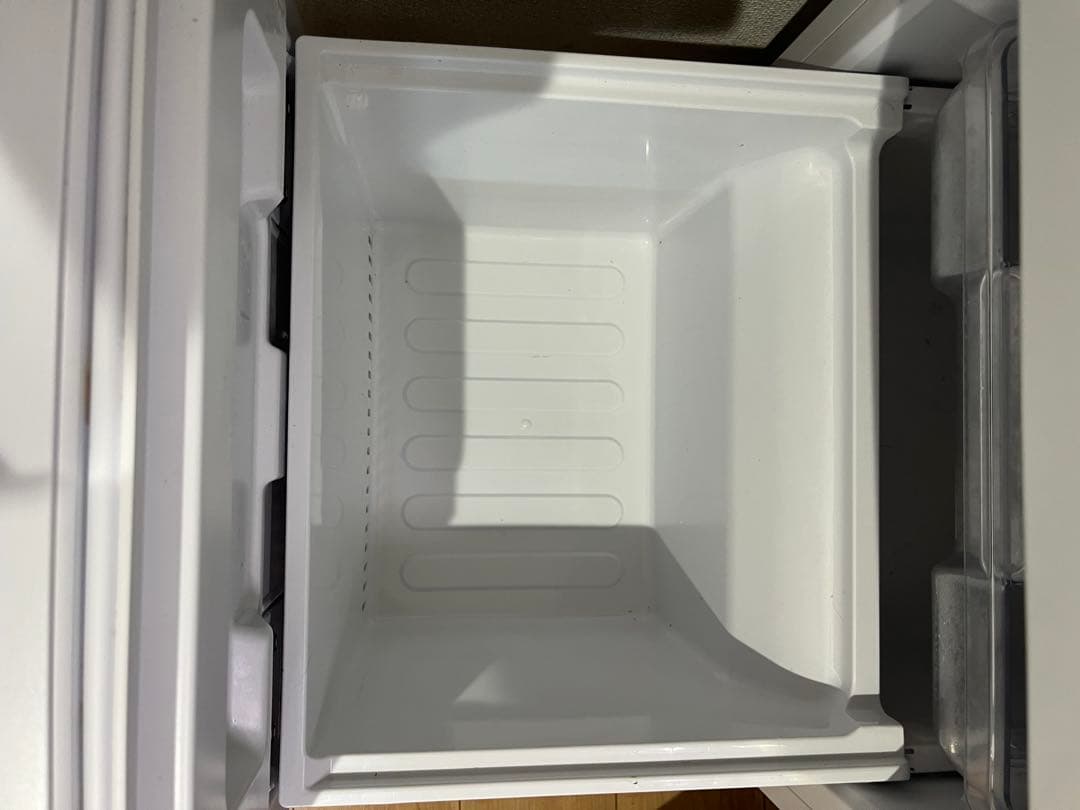 送料込み　SHARP冷蔵庫 SJ-D15J-W 152L 日付指定・開梱・設置