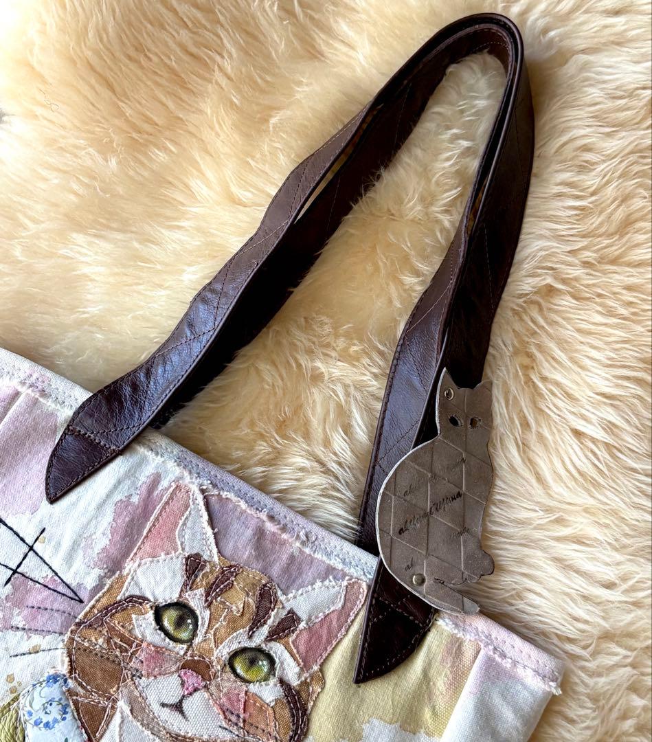 (手づくり)\"エンジェル茶トラ\"ねこのトートバッグ刺繍切り絵帆布ネコ