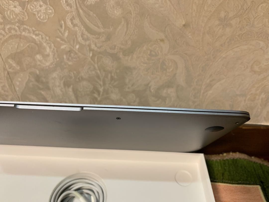 Apple MacBook Air 13インチ シルバー
