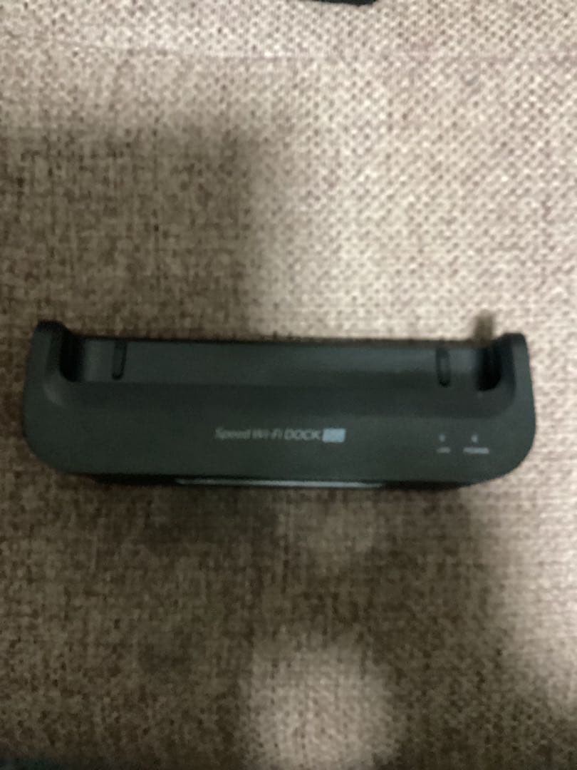 Speed Wi-Fi DOCK 5G 01モバイルルーター