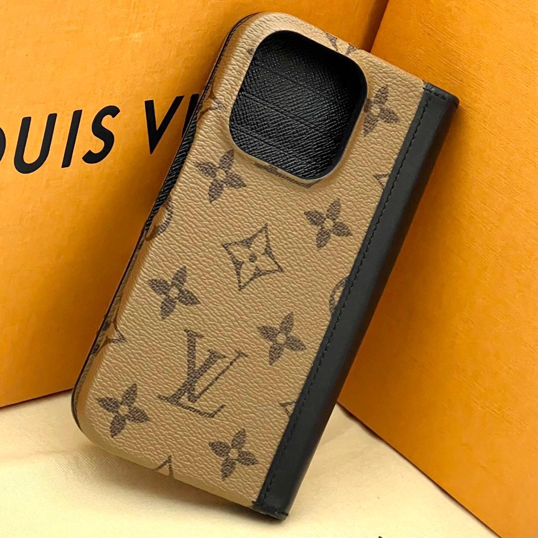 極上美品★ヴィトン　iPhoneケース　モノグラムリバース　フォリオ　15PRO