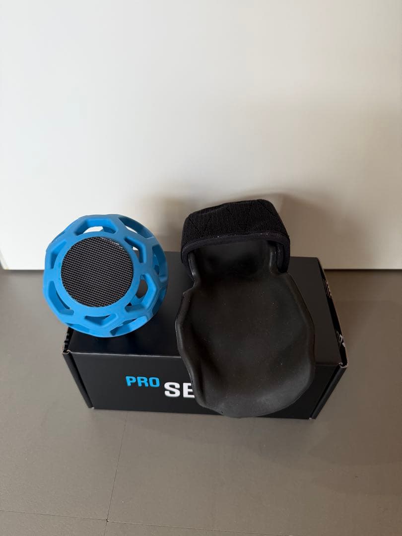 PRO SENDR トレーニング用ボールとリストバンド