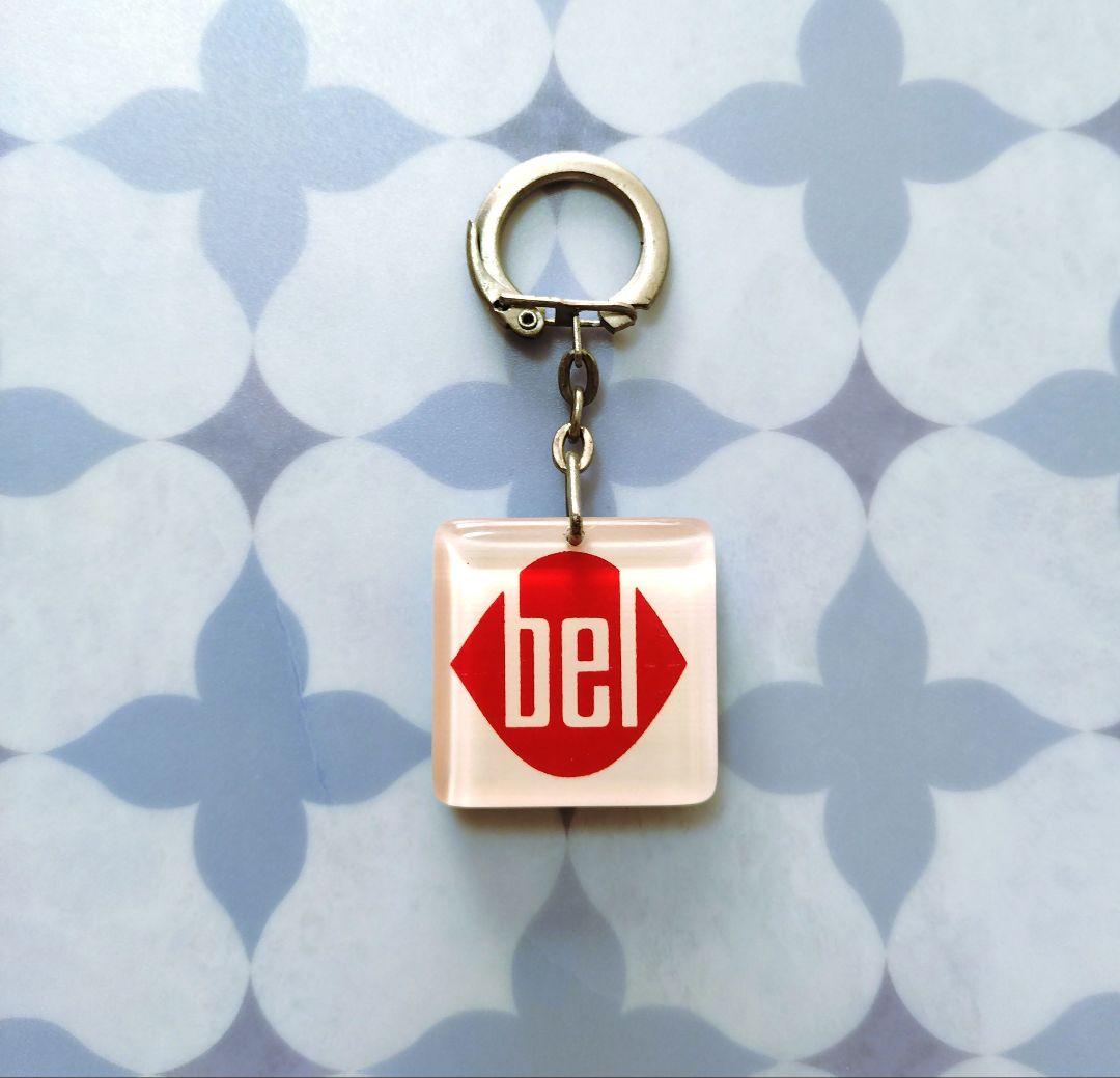 フレンチキーホルダー　kiri　チーズ　食品　アクリル　フランス