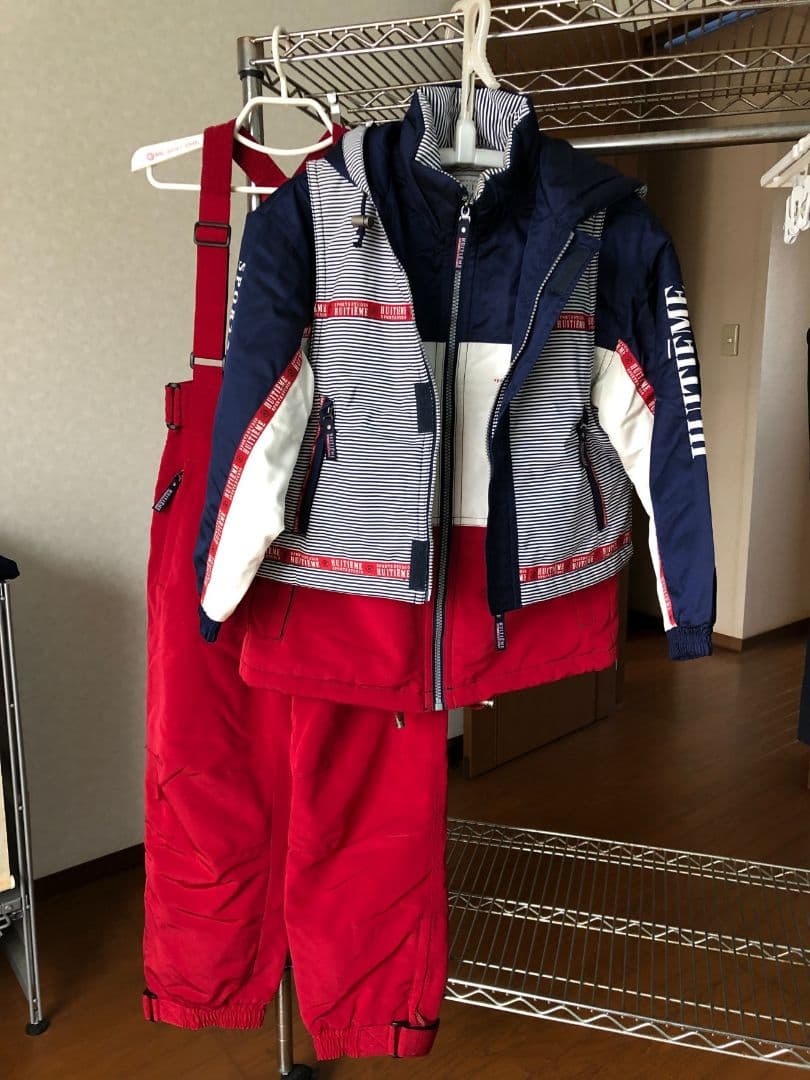 ウィッテムのスキーウェア