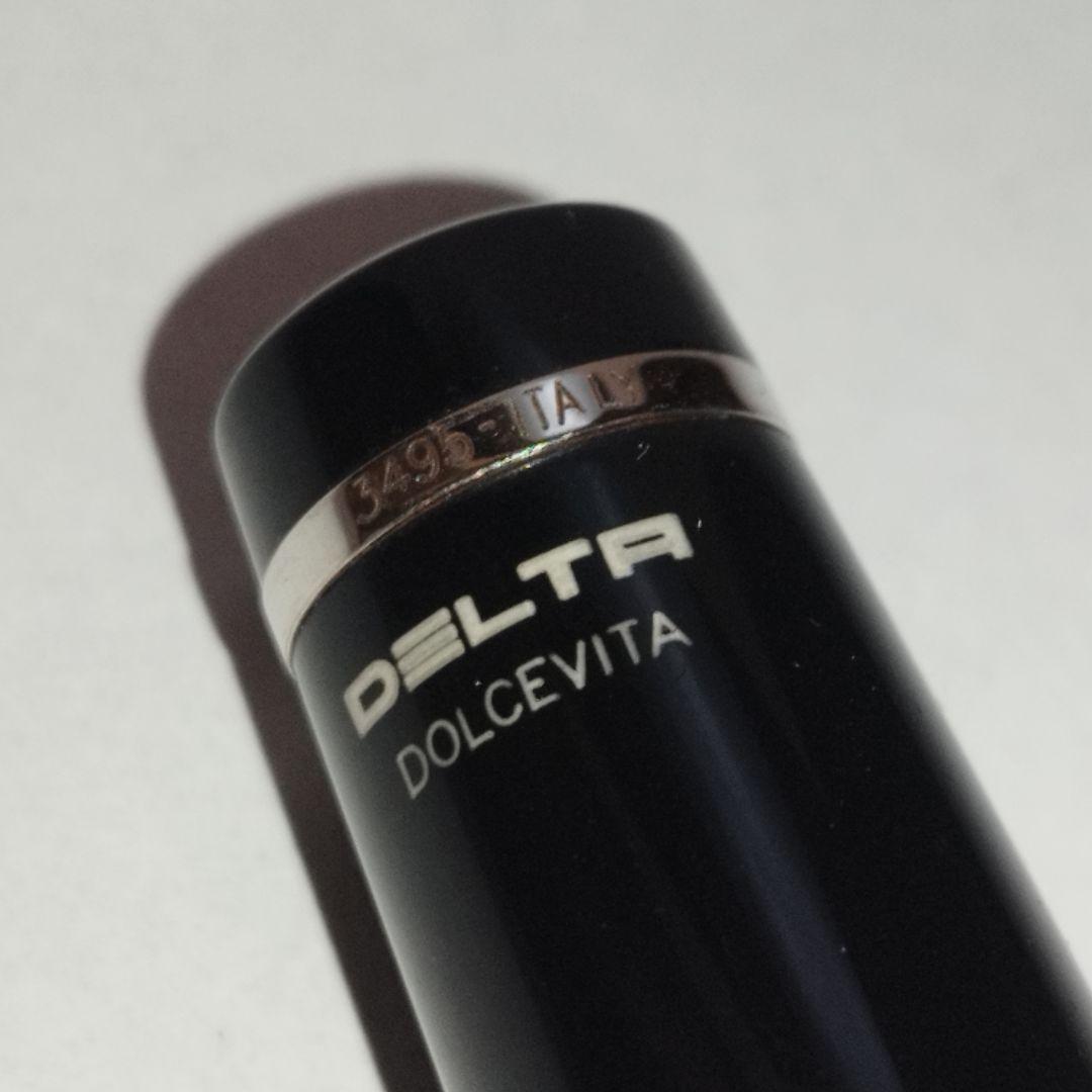 【美品】DELTA Dolce Vita 万年筆 ペン先18k ニブF