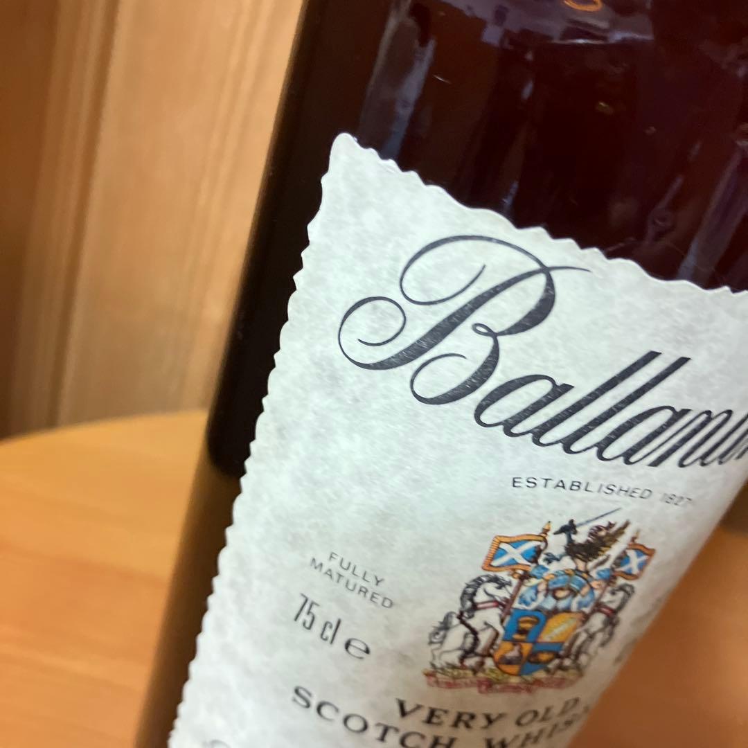 ◇注目! バランタイン 30年 ベリーオールド 750ml 43％ スコッチ