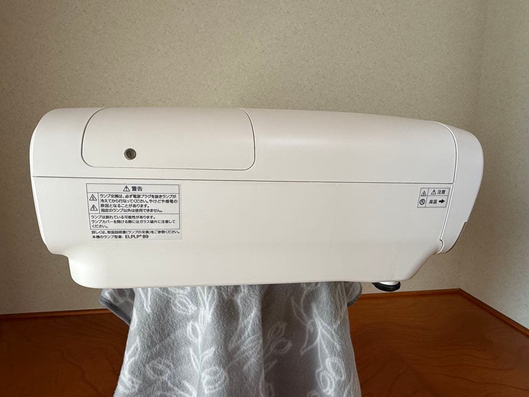 週末値下げ　エプソンEPSON プロジェクター EH-TW8300美品