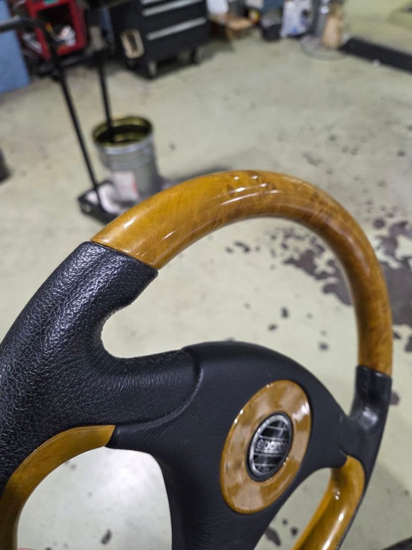 Sparco ホーンボタン　モモステアリング・ハンドル本体 黒/ウッド