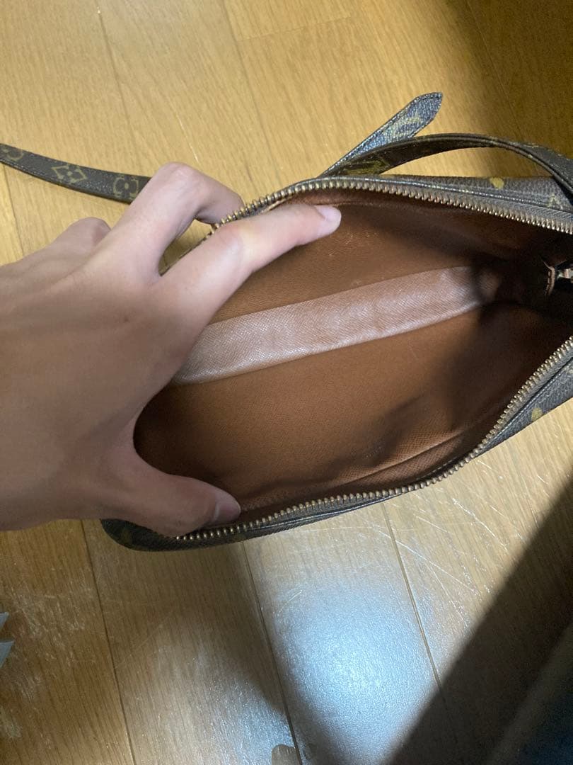 ルイビトン