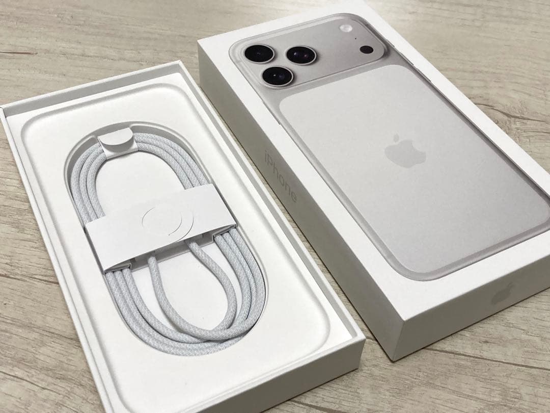 iPhone17 Pro MAX 256GB SIMフリー