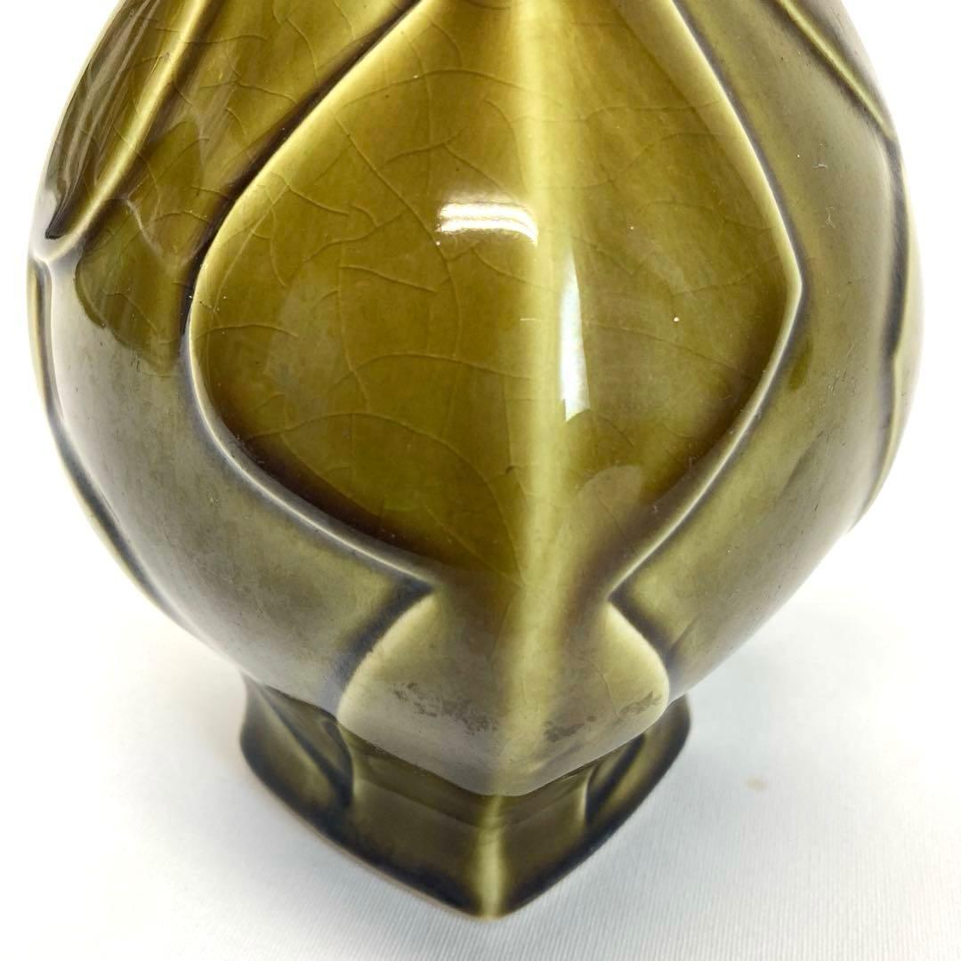 オリーブグリーン 陶器 花瓶【ヴィンテージ】