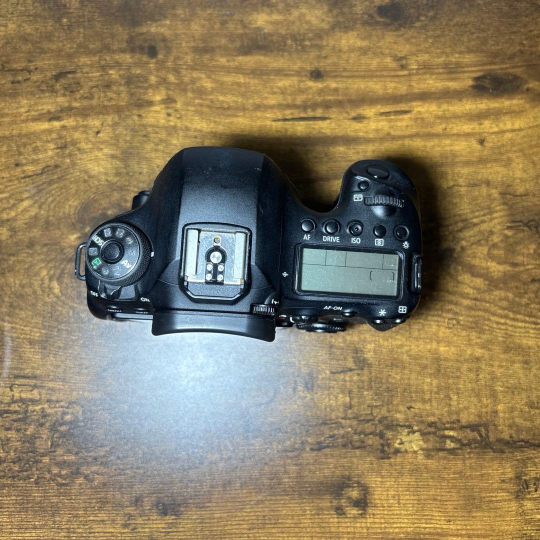 EOS 6D Mark II ボディ 外箱 バッテリー付き