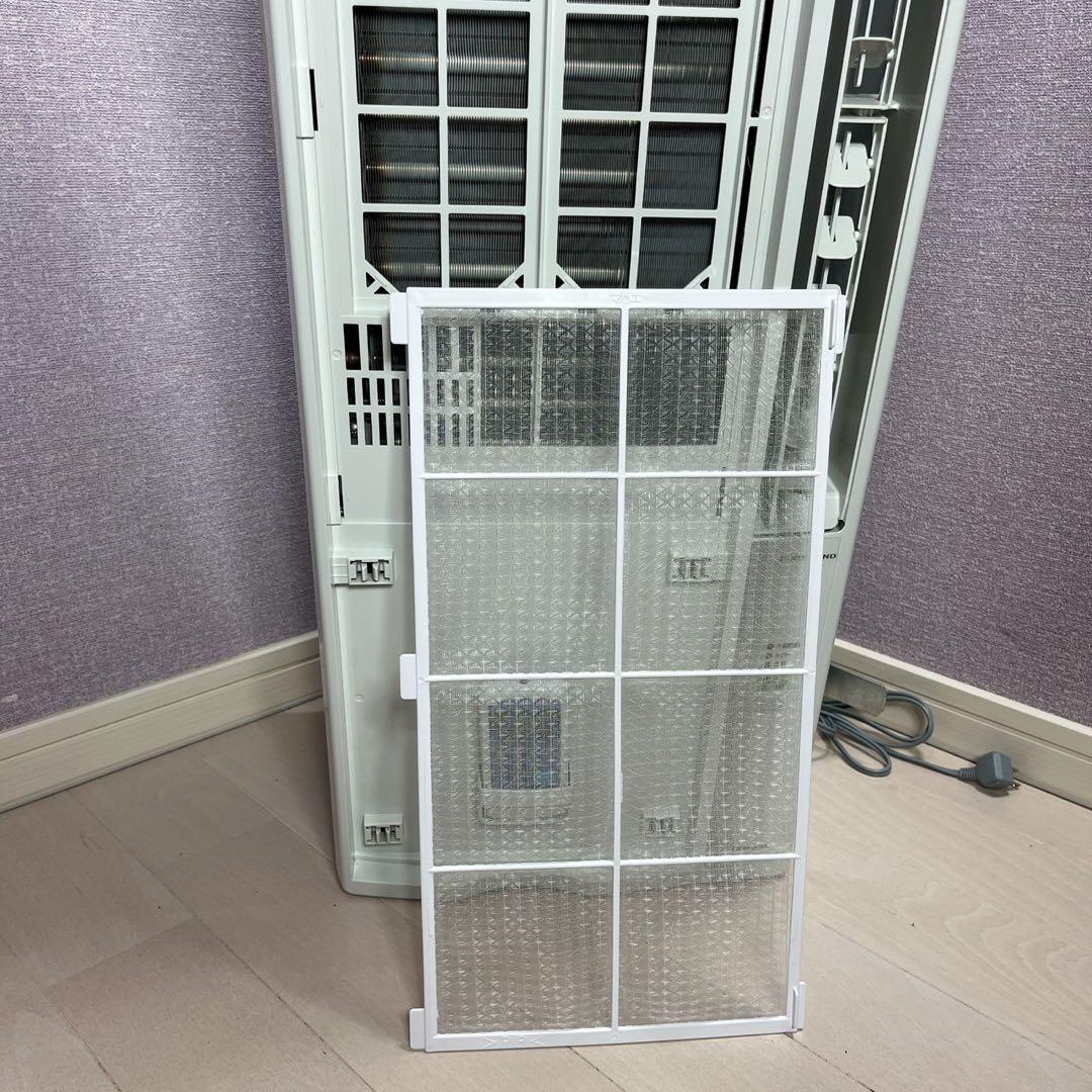 [美品]コロナルームエアコン　CW-1623R 窓用エアコン2023年