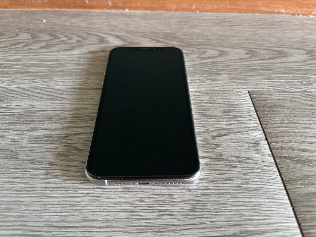 iPhone XS 本体