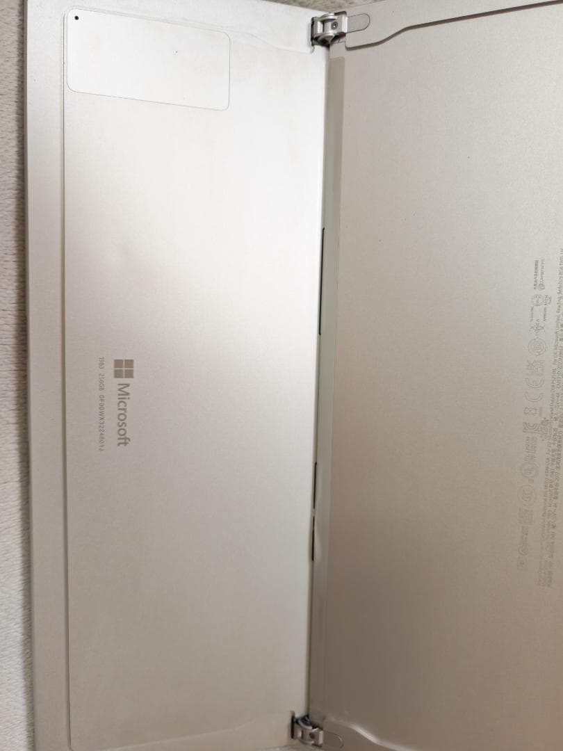 Surface Pro 8 本体 11世代 i5 16GB 1TB