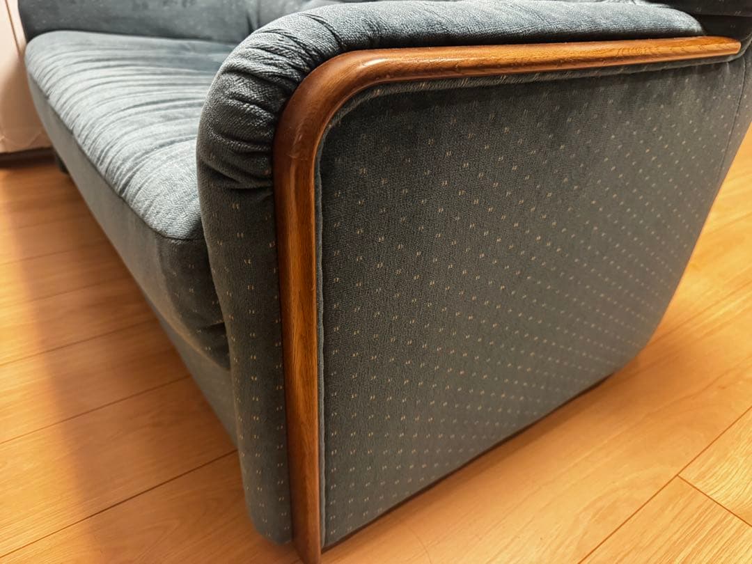 カリモク2Pソファ【最終値下げ】【早い者勝ち】