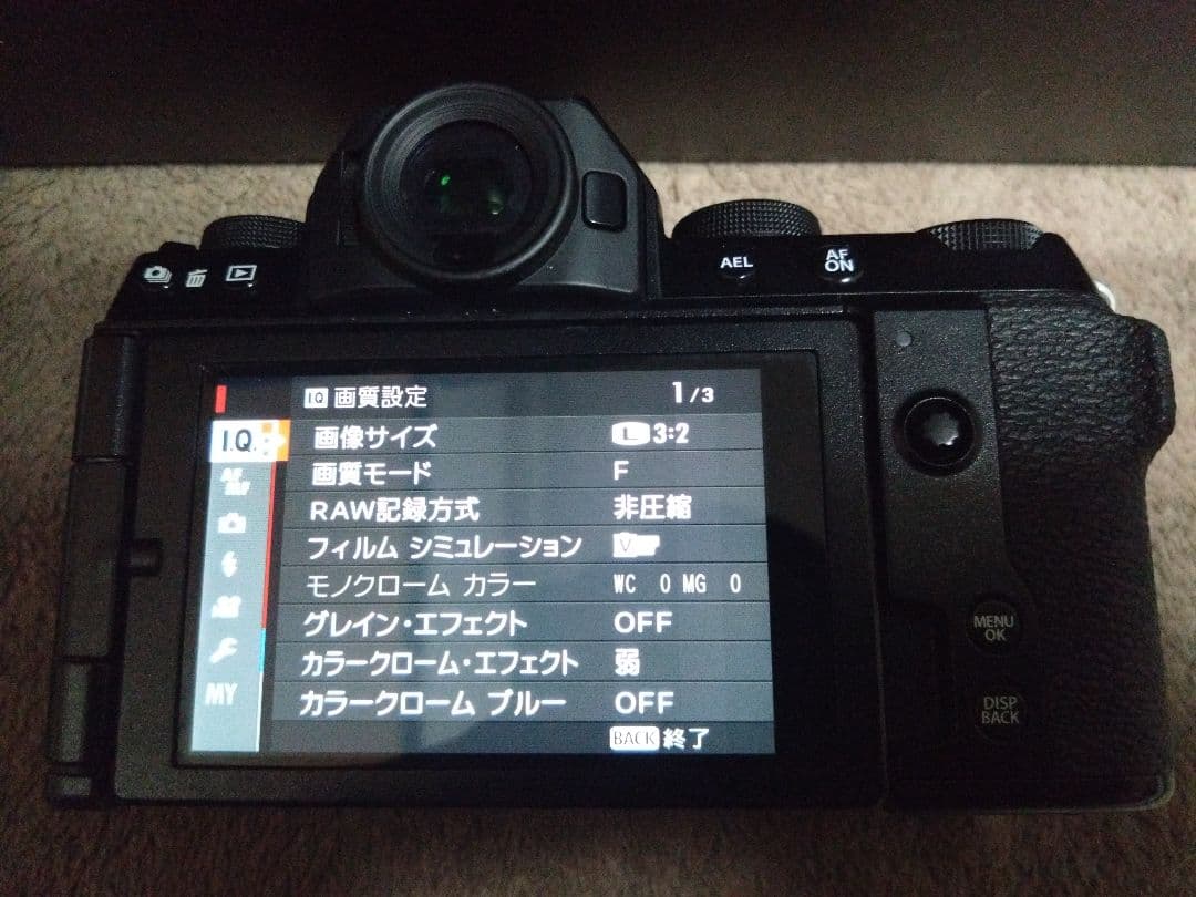 ペ*メ様 FUJIFILM X-S10 ボディ