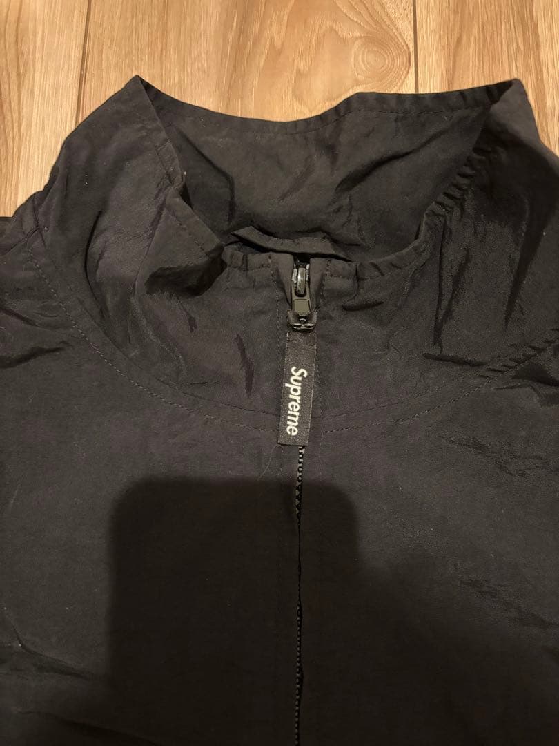 限定値下げ中Supreme ナイロンジャケット Mサイズ ブラック Sロゴ