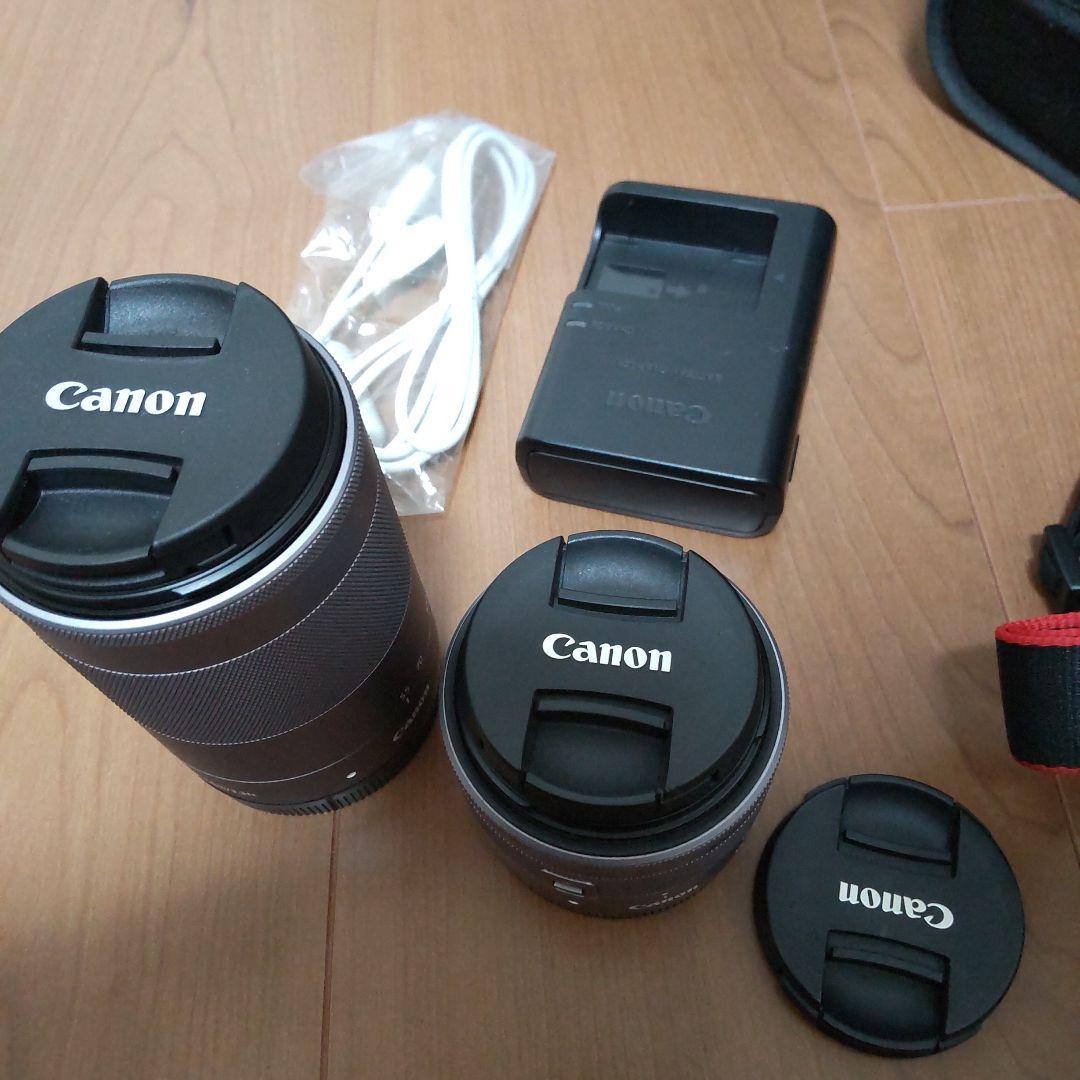 Canon ミラーレス一眼カメラ EOS M10 ケース付き ダブルズームキット