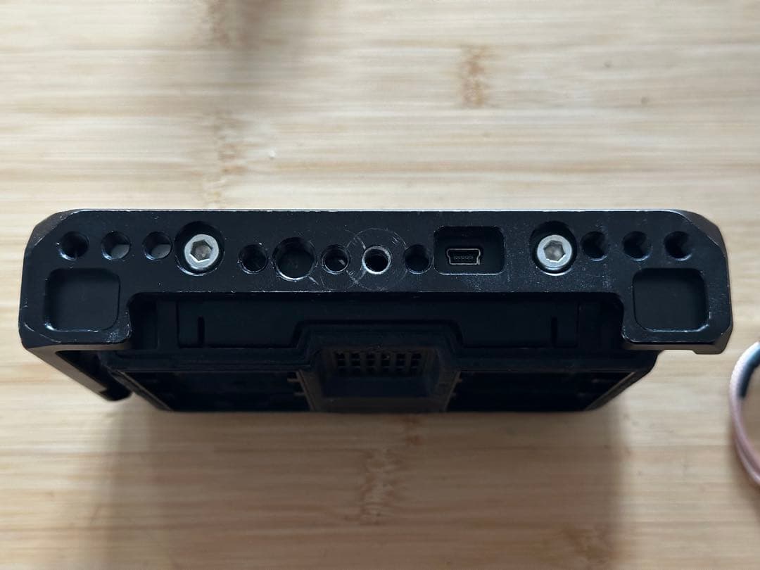 Blackmagic Video Assist 初代 5インチ