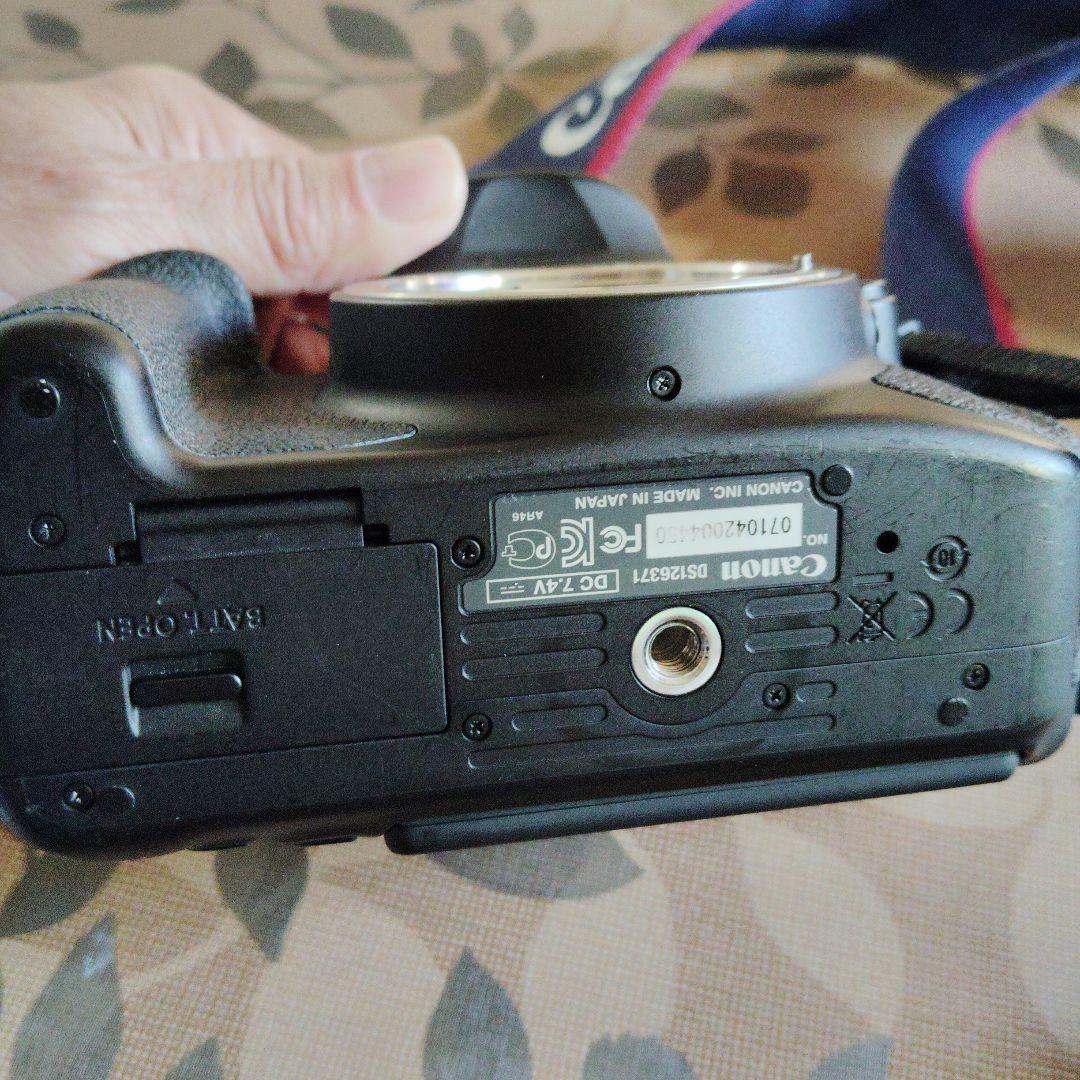 Canon EOS Kiss X6i デジタル一眼レフ