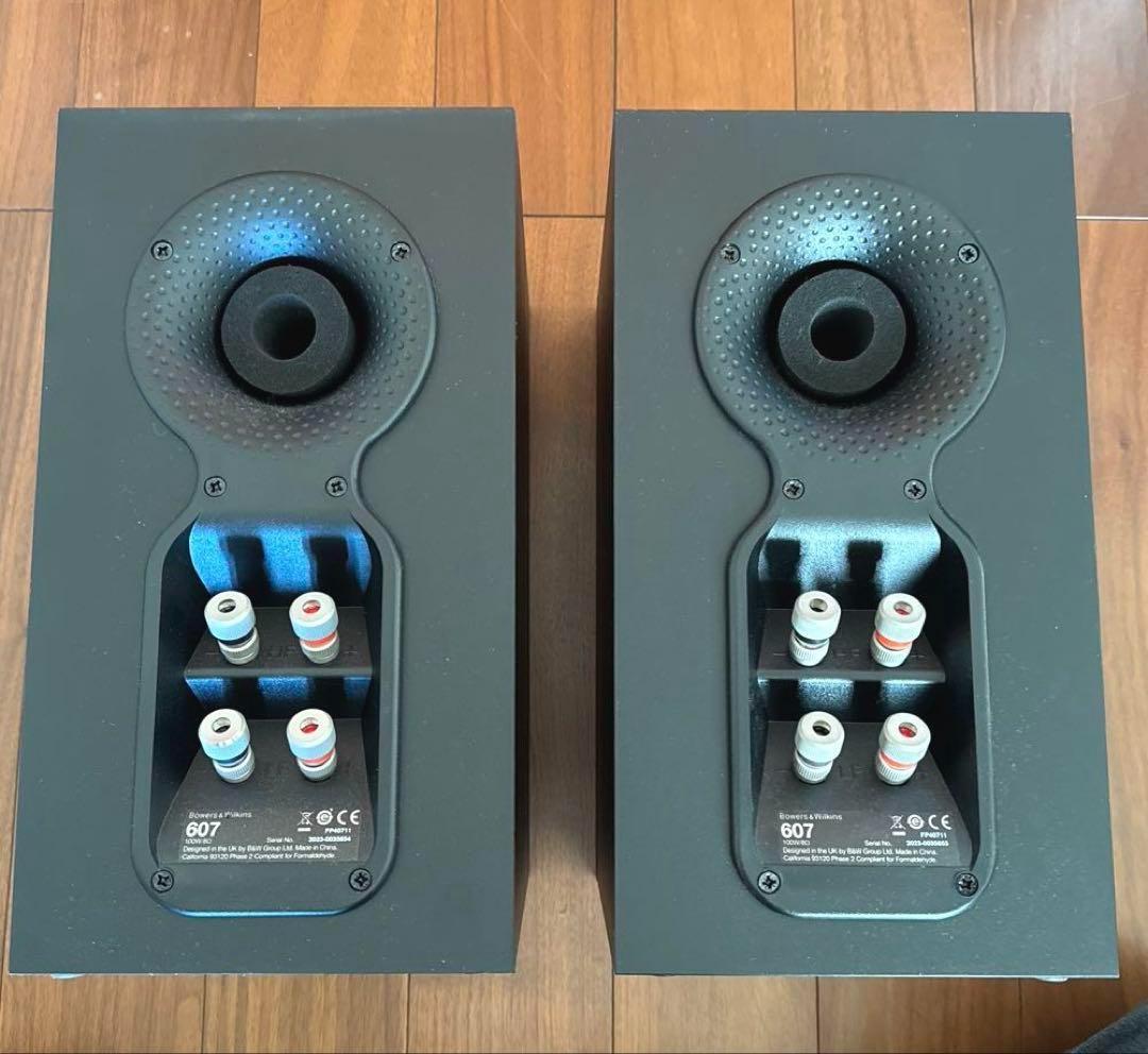 Bowers＆Wilkins ★ スピーカー 607　MB（ブラック）ペア
