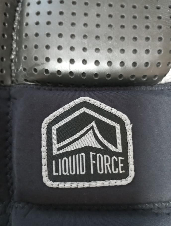 サーフィン・ボディボード Liquid Force Impact Vest