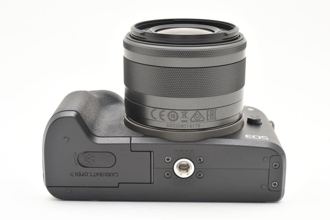 キヤノン CANON EOS KISS M 15-45mm IS STM