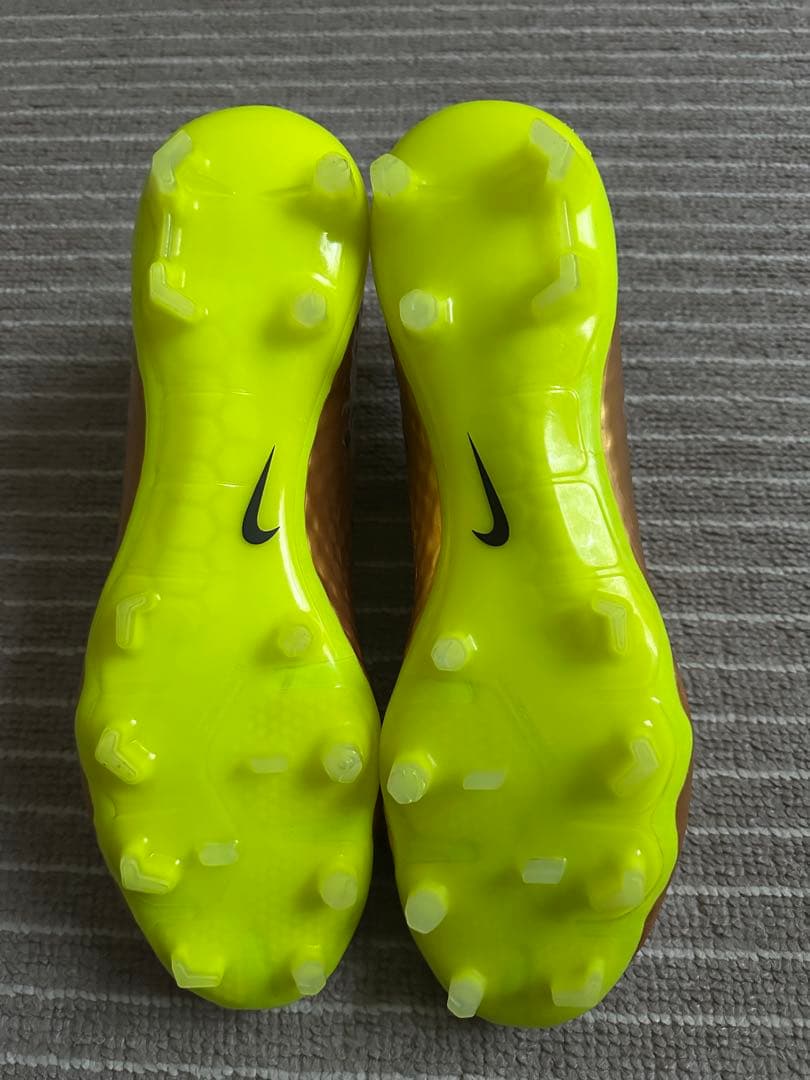 【希少】Nike ナイキ ハイパーヴェノム ネイマール愛用 ゴールドスパイク