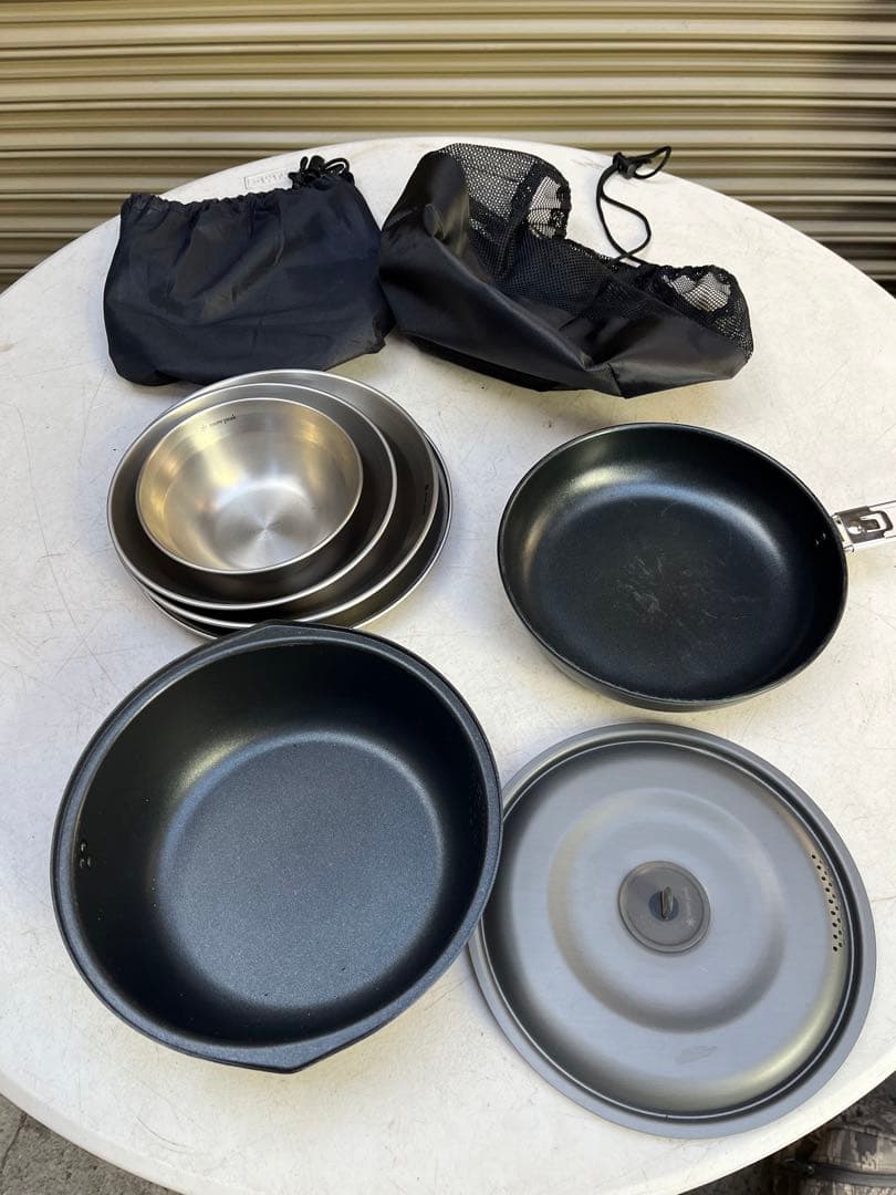  peak スノーピーク ヤエンクッカー1500 & テーブルウェア