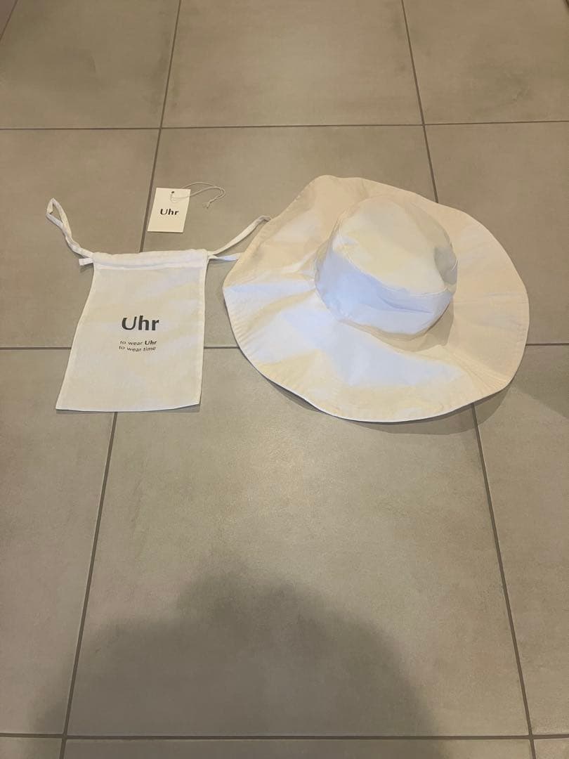 uhr ウーア ポータブルサンハット アイボリー　白　新品