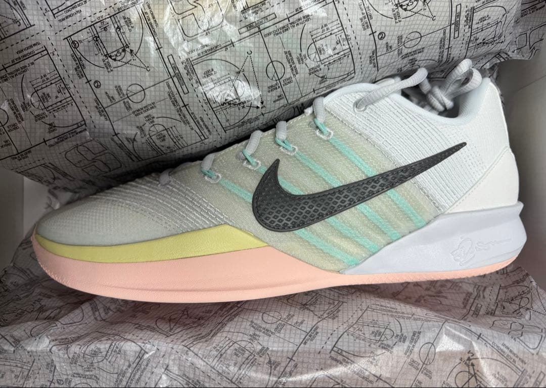 シューズ(女性用) Nike Women's Sabrina 3 \"Silencer\" 24cm