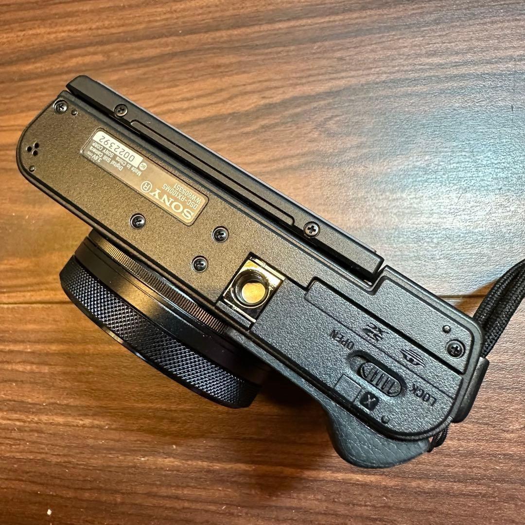 SONY Cyber-shot DSC-RX100M5 デジカメ4906