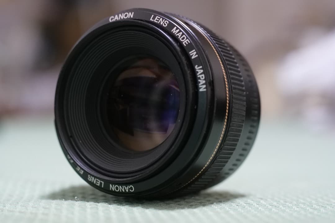Canon LENS EF 50mm F1.4 フード付き