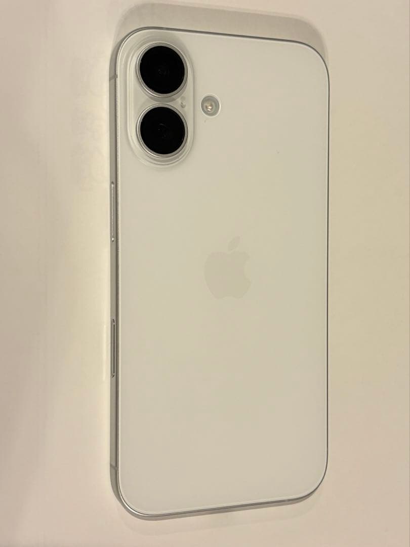 iPhone 16 128GB ホワイト 本体 SIMフリー