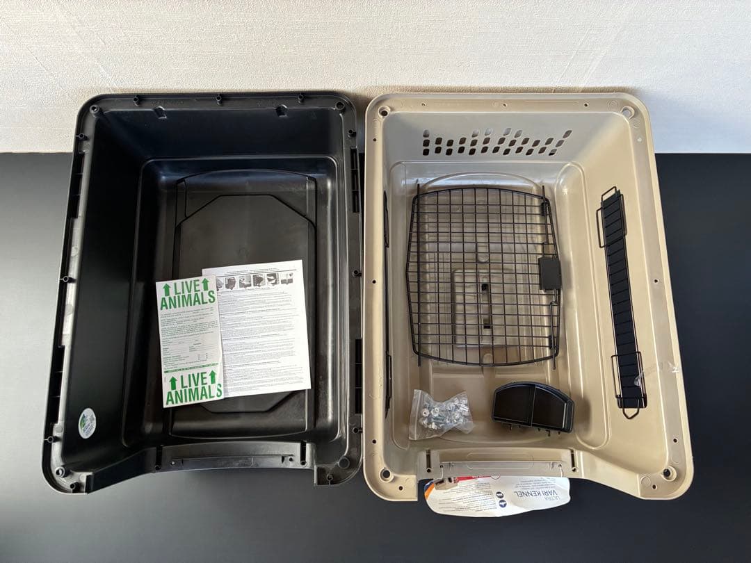 新品訳あり　Petmate Ultra Vari Kennel バリケンM